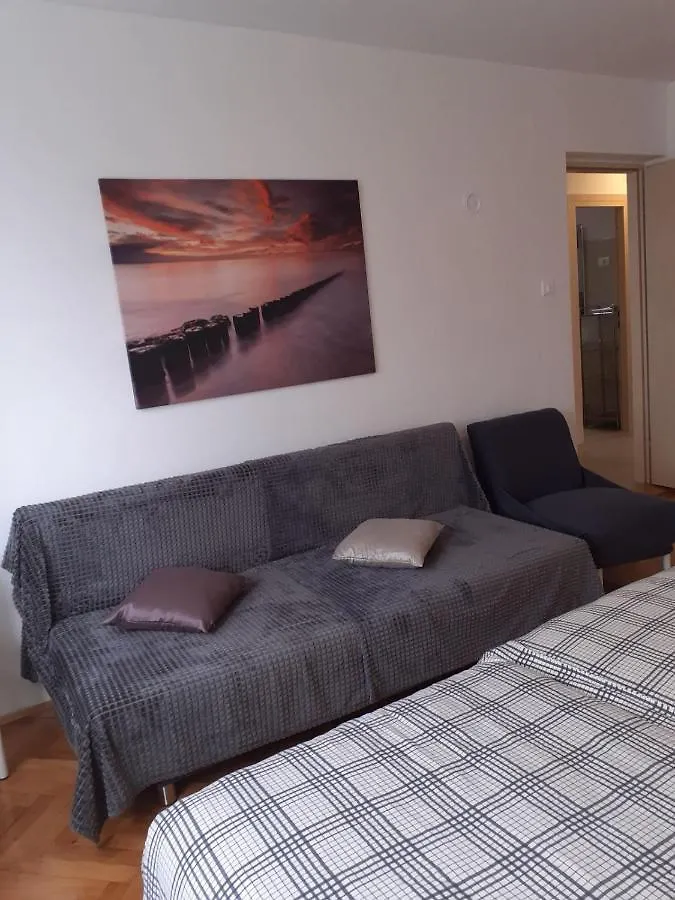 Apartman S Pogledom Na More - Nada Pola 0*,