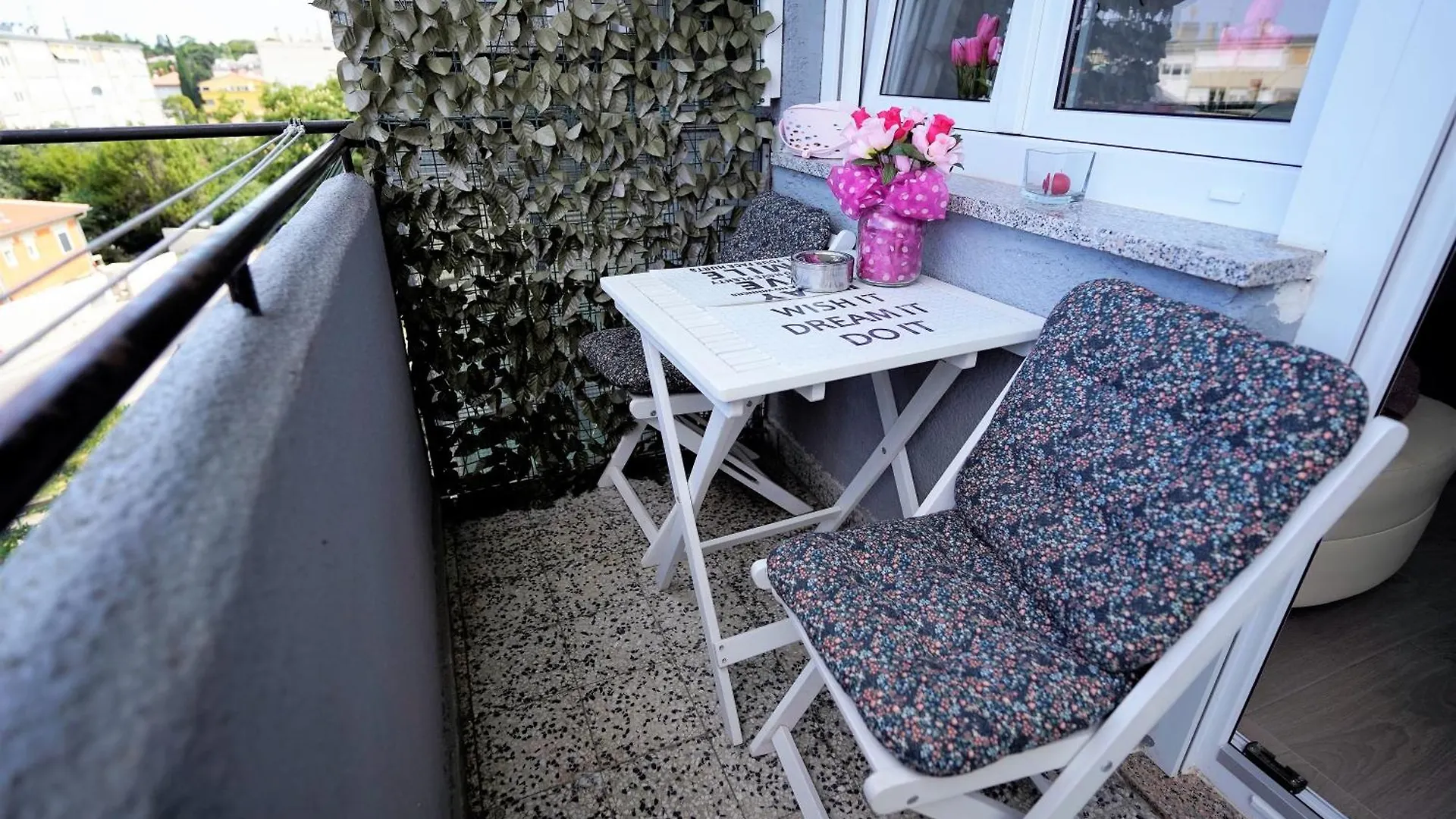 Appartamento Apartman S Pogledom Na More - Nada Pola Croazia